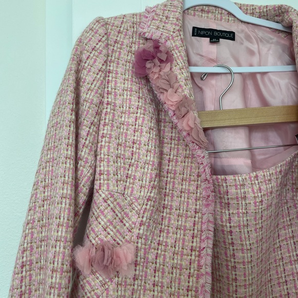 Pink Nipon Botique Set - Picture 2 of 6